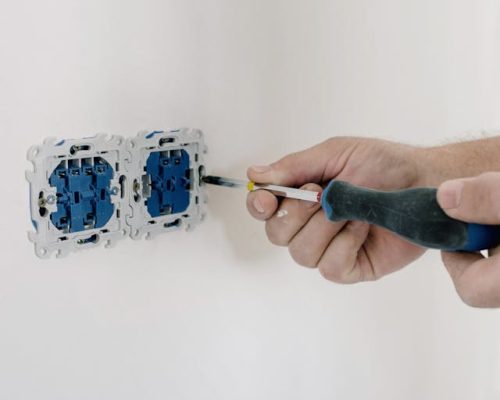 electrical socket repairing